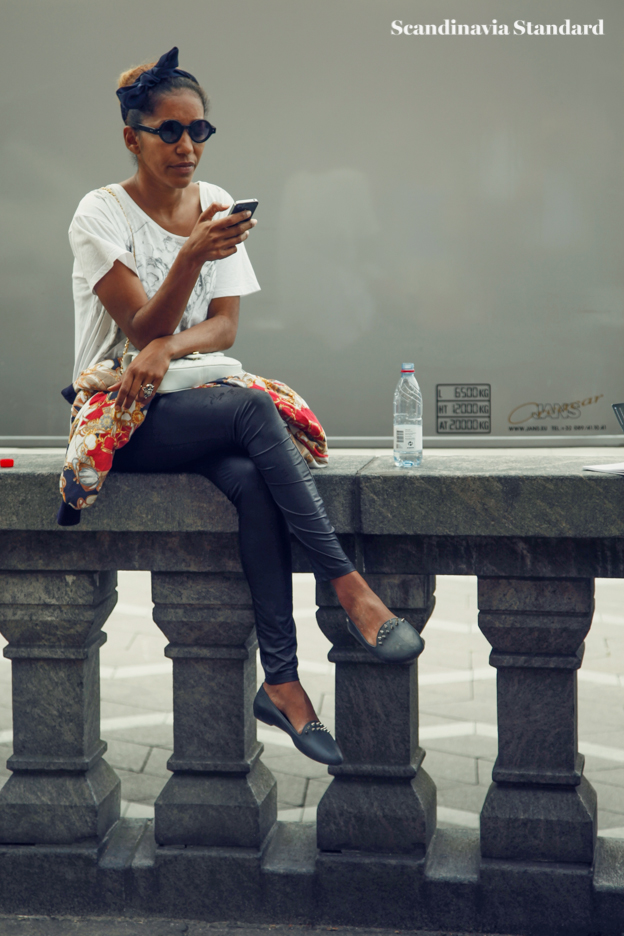 legs crossed and bandana around head-2 - Copenhagen Fashion Week Street Style | Scandinavia Standard