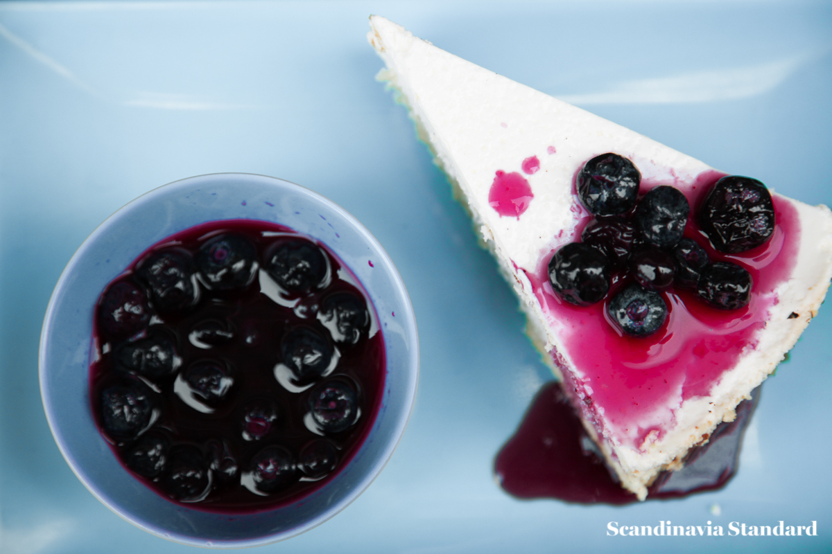 Close Up of the best Cheesecake in Copenhagen | Scandinavia Standard
