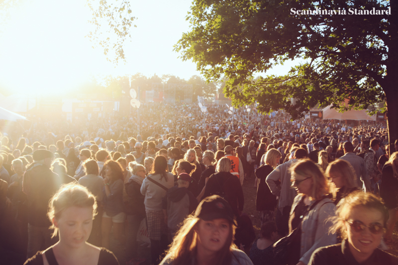 Roskilde Crowds in the Sun | Scandinavia Standard