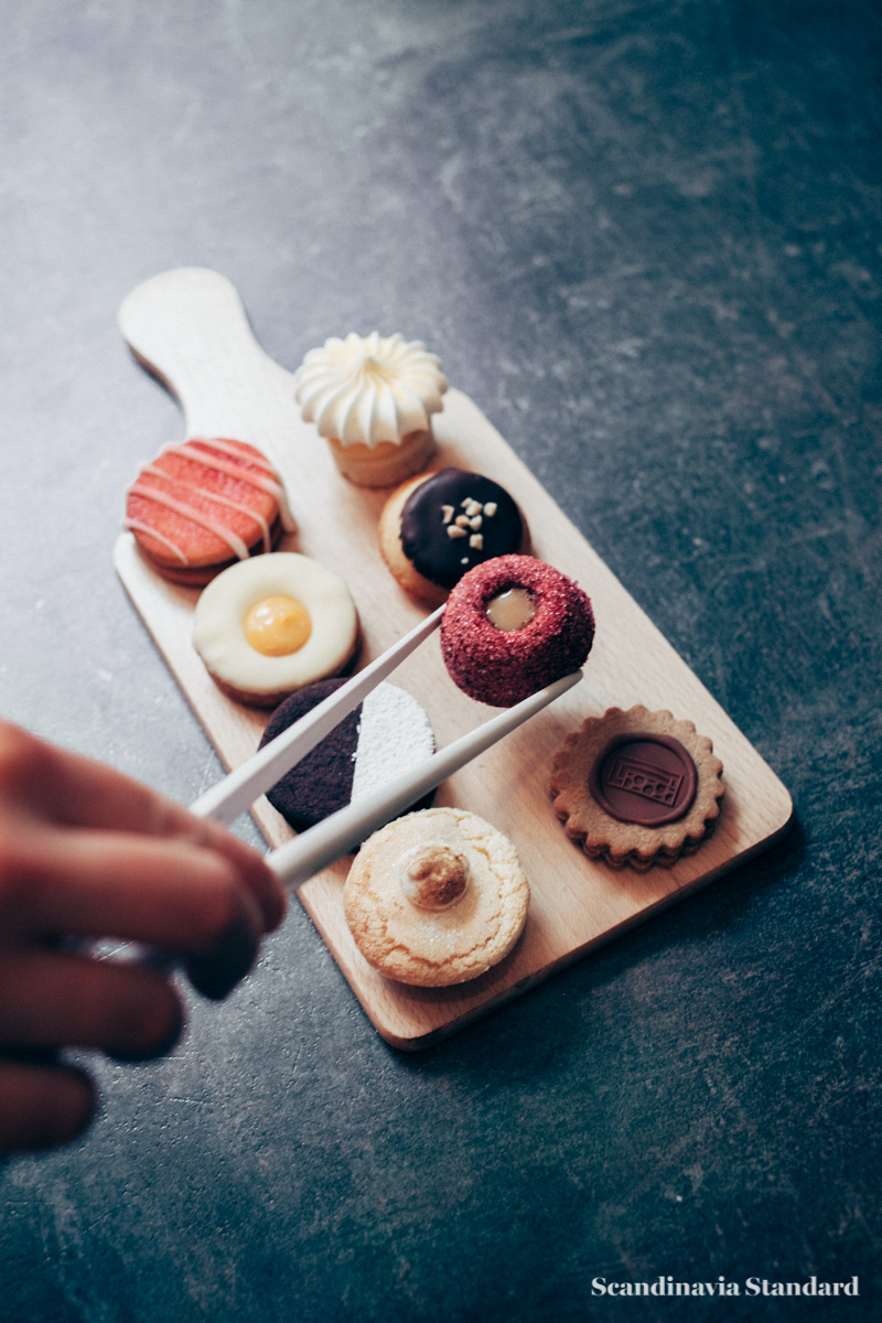 Lakkerbaer småkager - Danish Small Cakes - Copenhagen | Scandinavia Standard