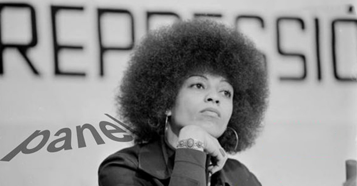 WOMEN ARE DANGEROUS - Nov 2015 - Whats on Copenhagen