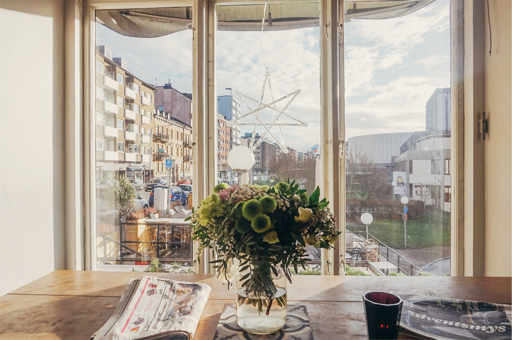 COVER| Scandinavia-Standard