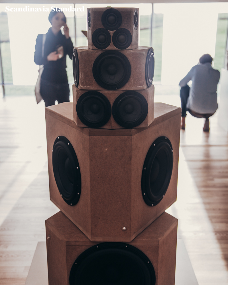 B&O Beolab 90 speaker Scandinavia Standard at Headquarters