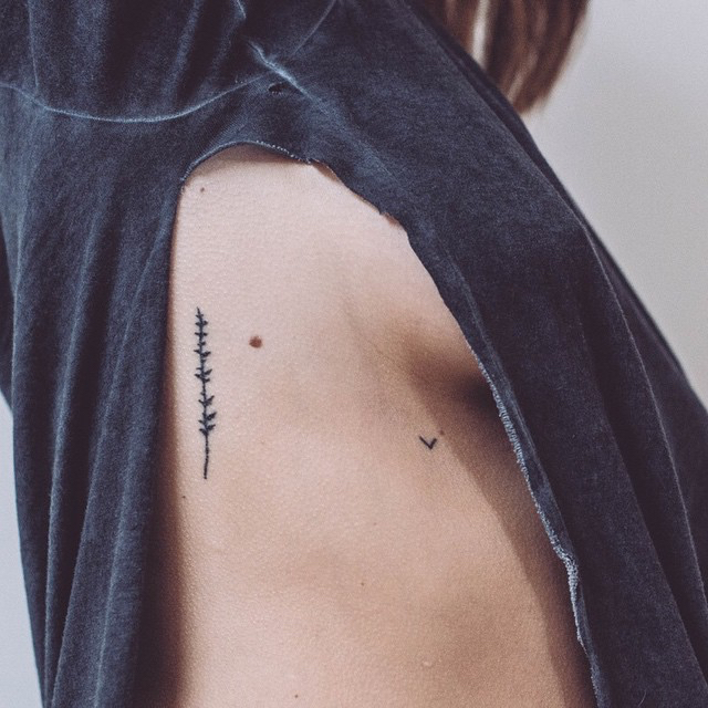 STANISLAVA PINCHUK (MISO) Minimalist Tattoo | Minimalist Tattoo Artist | Scandinavia Standard