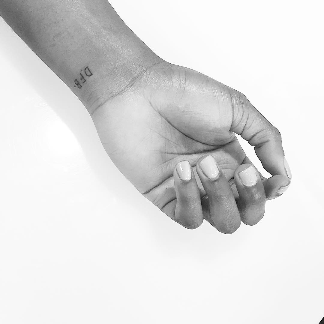 JONBOY Tattoo | Minimalist Tattoos Artist | Scandinavia Standard