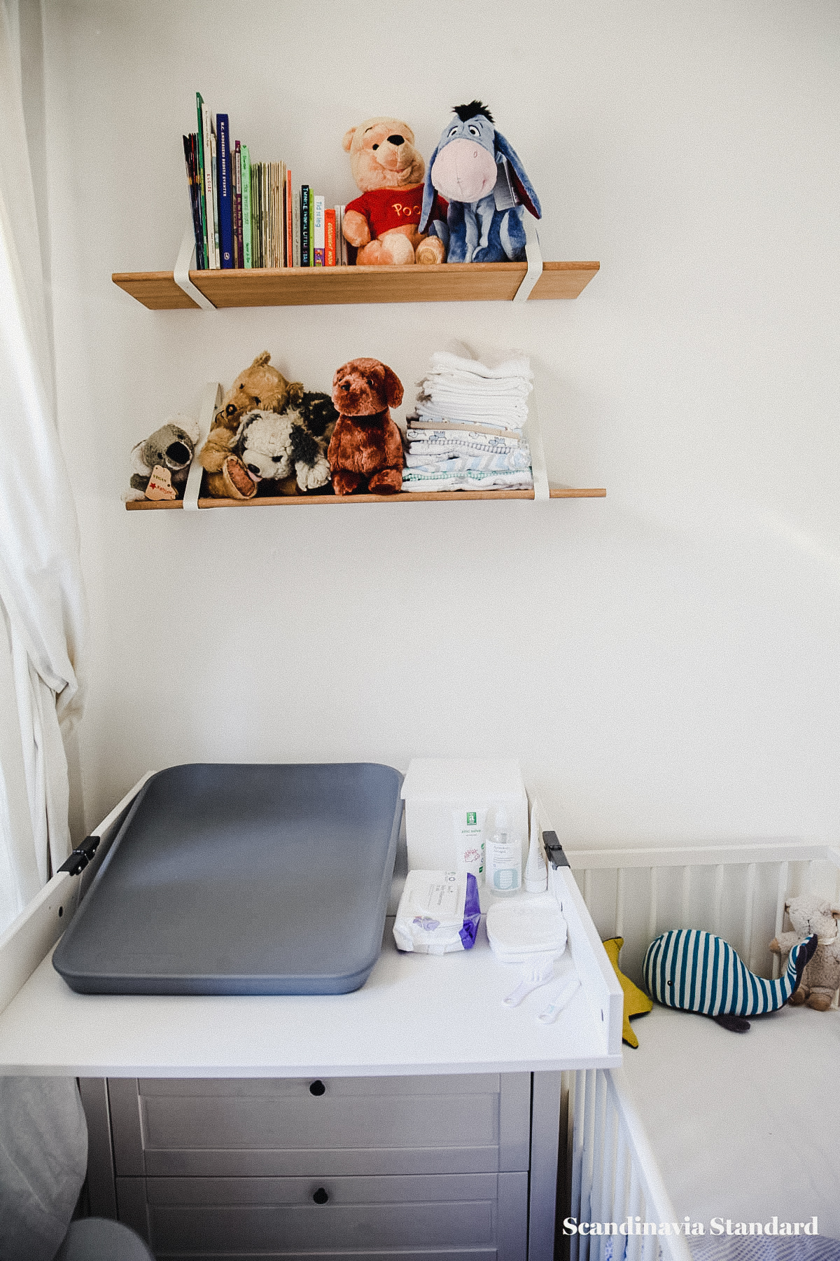 the-white-room-rebeccas-nordvest-apartment-copenhagen-interiors-scandianvia-standard-8801