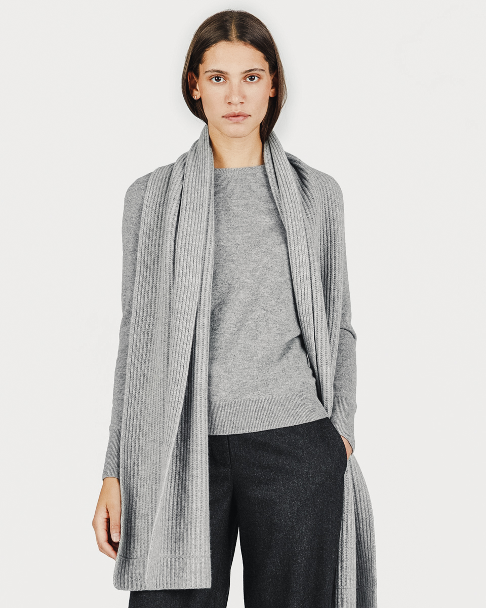 the-cashmere-scarf-everlane