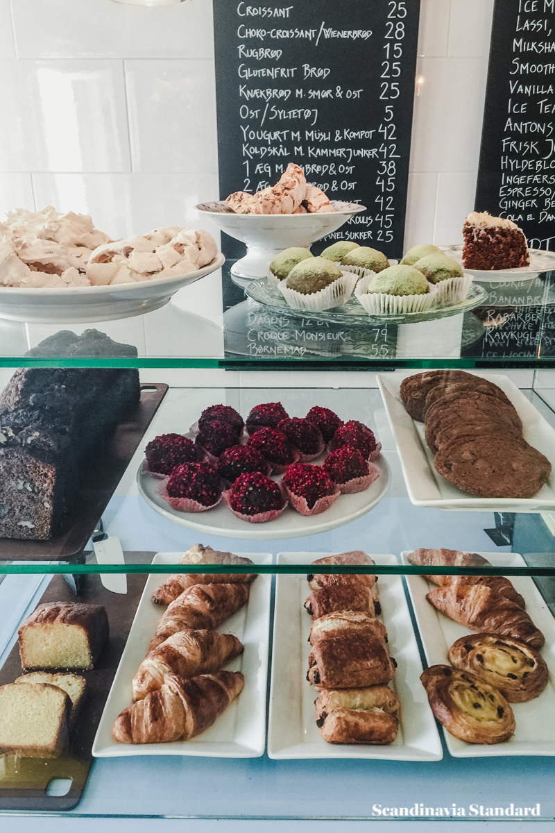 cafe-no-11-cakes-scandianvia-standard
