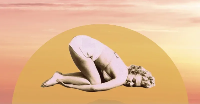 Marilyn monroe is laying on the ground with her hands in the air.